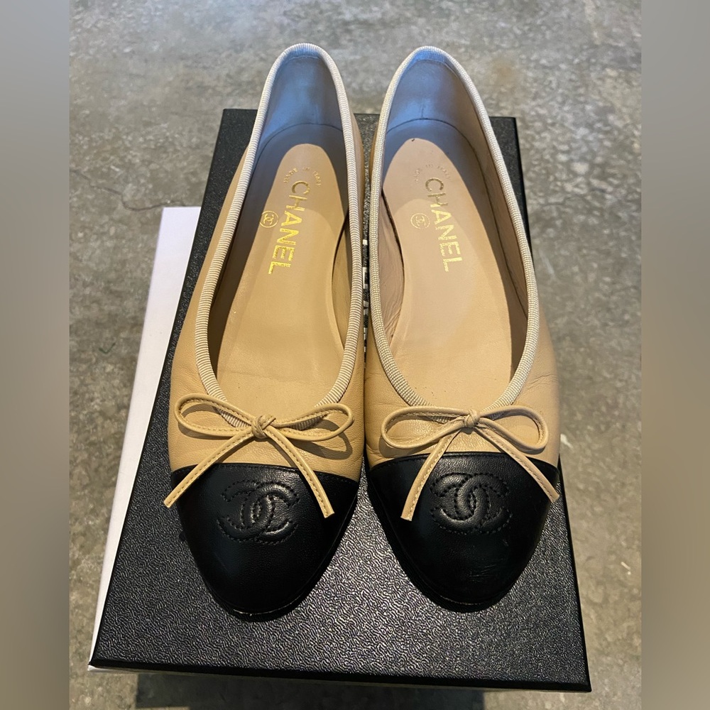 Chanel flats